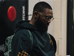 фото - У Энниса сейчас два варианта. Речь идёт об унификациях — промоутер