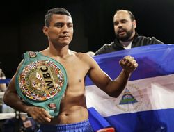 фото - Гонсалес закрыл два кряду поражения Рунгвисаи яркой победой над Фуэнтесом