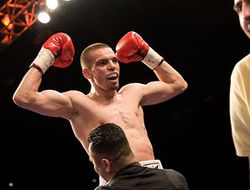 фото - (Результаты) Иван Редкач остановил очередного соперника