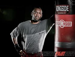 фото - Остин Траут всё же отбоксирует 9 мая, найден новый соперник