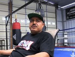 фото - Комми даже не коснётся Ломаченко — Роберт Гарсия