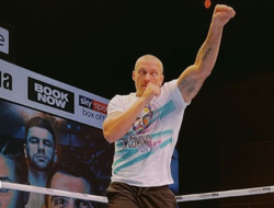 фото - Что Александр Усик и Энтони Джошуа показали на открытой тренировке: подборка видео