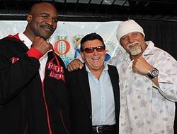 фото - Заключительная пресс-конференция Холифилда и Боты