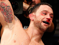 фото - UFC 205: Фрэнки Эдгар победил Джереми Стивенса