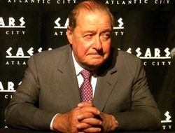 фото - Боб Арум раскритиковал подбор соперников для Андре Берто