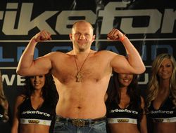 фото - Результаты взвешивания: Фёдор Емельяненко перевесил Фабио Мальдонадо