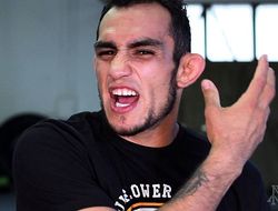 фото - Фергюсон: Поломаю Нурмагомедова и отправлю обратно в Россию