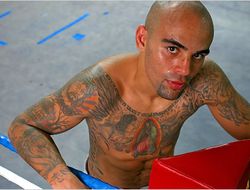 фото - Луис Коллазо перебоксировал Алана Санчеса