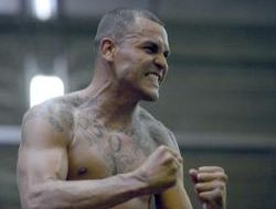 фото - Альварадо: Ощущал себя дебютантом, снова хочу бой с Риосом