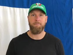 фото - Роберт Хелениус уверен, что Ковнацки не ровня ему по части боксёрских навыков