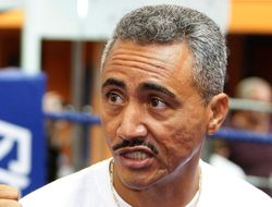 фото - После боя с Камбососом Теофимо Лопес должен драться с Хэйни — тренер