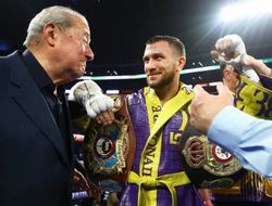 фото - Арум: У Хэйни молоко на губах не обсохло, уж лучше Ломаченко-Жервонта