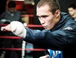 фото - Липинец умолял выпустить его против Гарсии с одной рукой — менеджер