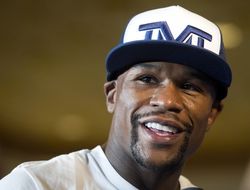 фото - BWAA объявила лучших: Флойд Мэйуэзер — боксёр года