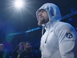 фото - Уиттакер победил Косту на UFC 298