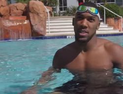 фото - Новое видео из лагеря Джошуа: британец восхищается «дыхалкой» Ломаченко — видео