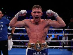 фото - Проспект Смит не впечатлил, обидчик Власова проиграл Михалкину