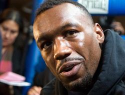 фото - Флойд выставил Пакьяо любителем, считает Остин Траут