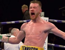 фото - "Бойцовский лагерь" Эдди Херна: победы Теннисона, Джила, Уордли и Смита