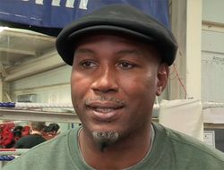 фото - Леннокс Льюис охарактеризовал лучших супертяжей современности