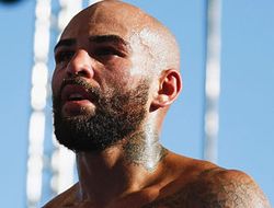 фото - 2 сентября Луис Коллазо отбоксирует с Аланом Санчесом