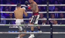 Кровавый бой экс-получемпионов: Мендоса уступил Тельесу — видео