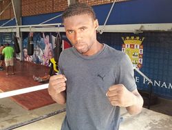 фото - Уолтерс ждёт Учияму в США