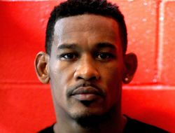 фото - Джейкобс рад отстранению Альвареса: Он не больше, чем бокс