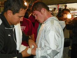 фото - Тренер Альвареса: Бой с Головкиным не будет сложным