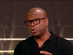 фото - «Усик — это супертяжёлая версия Бернарда Хопкинса». Экс-чемпион о реванше с Фьюри