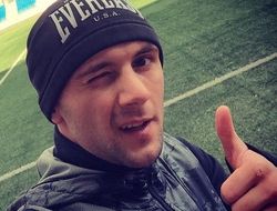 фото - Потапов победил Ньевеса, Валдивиа снёс Атаиде, а проспекта Гонсалеса зарубили на взлёте