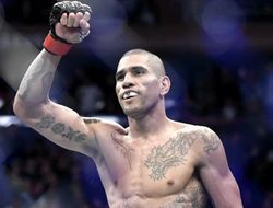 фото - Есть новый чемпион! Перейра забил и остановил Адесанью