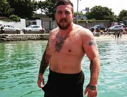 фото - Прайс уже не дерётся с Кузьминым: выбрал в соперники «Большого и сексапильного»