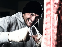 фото - Тайсон Фьюри обещает «отомстить» Устинову за срыв боя с Чисорой