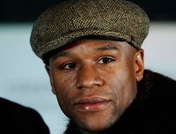 фото - Мэйуэзер: «Мы бы могли встретиться с Головкиным, но...»