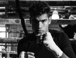 фото - «Переплюнуть Мейвезера». Рамирес поставил себе цель и заявил, что лучше Канело