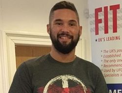 фото - Тони Беллью полагает, что Усик до Джошуа не доберётся: будет бит уже через несколько дней