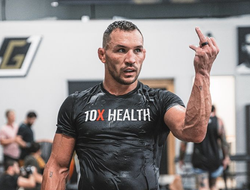 фото - Стоит ли Чендлеру принимать титульный бой с Махачевым? Мнение ветерана UFC