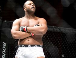 фото - (ММА + Видео) M-1 Challenge 38: Шабан Ка оседлал и задушил Алексея Кудина