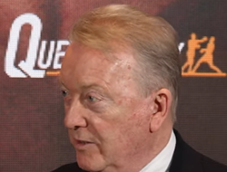 фото - Итаума против экс-чемпиона Мартина? Уоррен обеими руками «за»