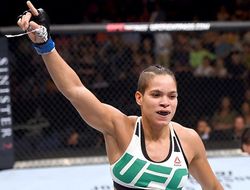 фото - UFC 200: Миша Тейт провалила первую защиту, проиграв Аманде Нуньеш