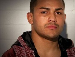 фото - Майк Альварадо пообещал покончить с Русланом Проводниковым