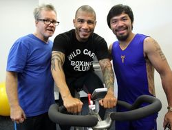 фото - Котто: «Я знаю, что Роуч способен сделать с Пакьяо»