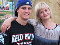 фото - Евгений Градович отстоял титул в бою с Александром Мискиртчяном