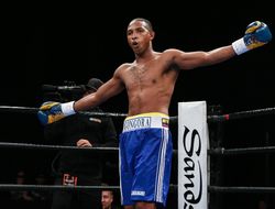 фото - Карлос Гонгора нокаутировал Али Ахмедова и завладел чемпионским титулом (обновлено)