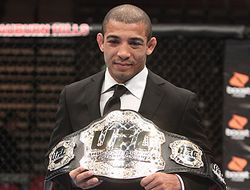 фото - Официально: Жозе Алдо и Конор Макгрегор дерутся 11 июля в Вегасе