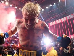 фото - Нокаут в бою Джейк Пол – Бен Аскрен: видео из рингсайда