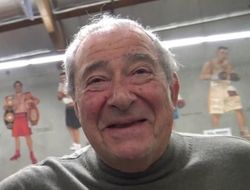 фото - Арум-искуситель: Энтони Джошуа нужно порвать с Эдди Херном и прийти ко мне