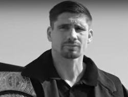 фото - Верхувен разгромил Вахитова в мейнивенте Glory 100