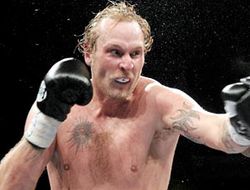 фото - Роберт Хелениус: «Ох, что сделает с Дереком Чисорой здоровый Кличко...»